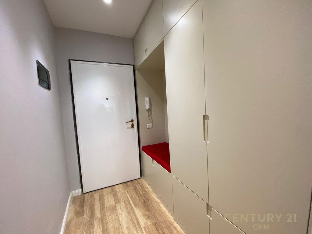 Apartament 1+1 Për Qira në Rrugën Siri Kodra, Tiranë