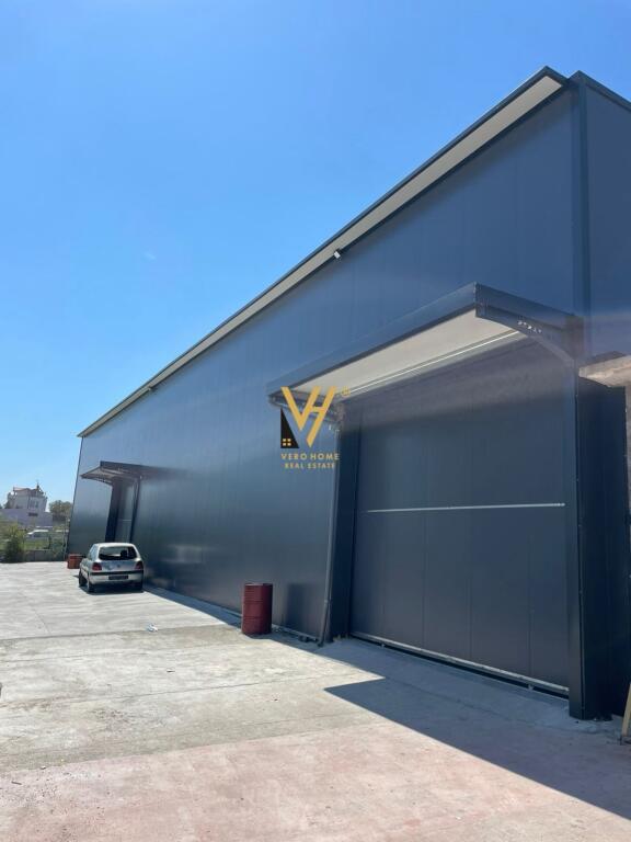 JEPET KAPANON 350M2 ME QERA NE ARAPAJ, DURRES