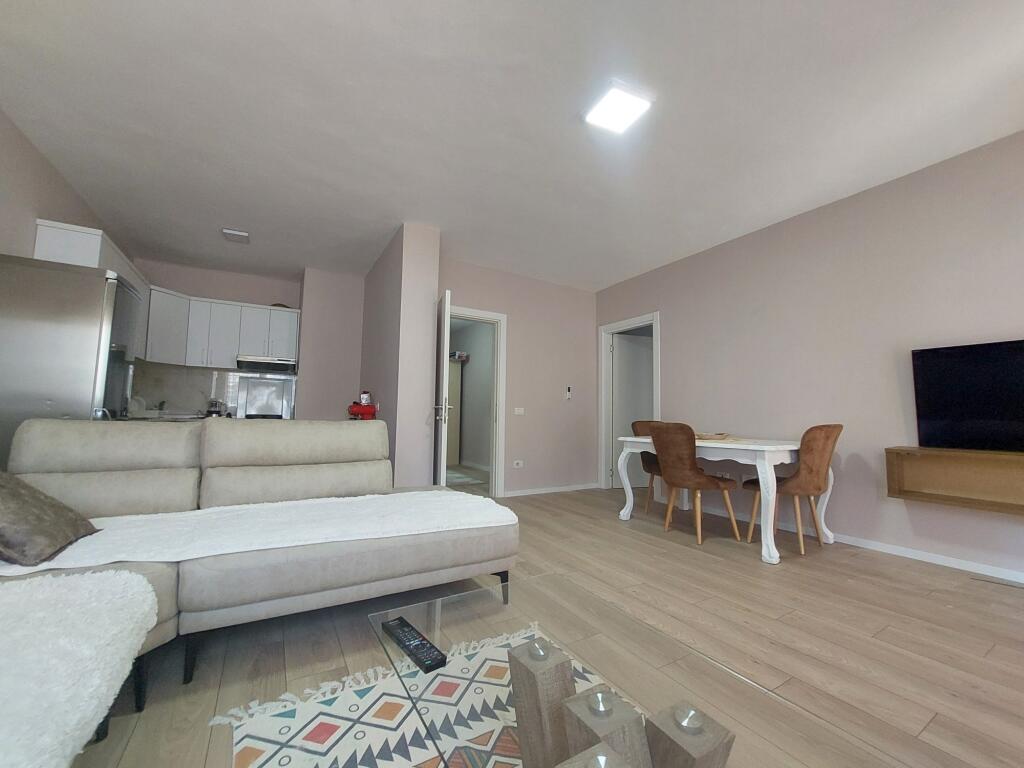 Rent! 2+1 apartment, Fresku, Thesari