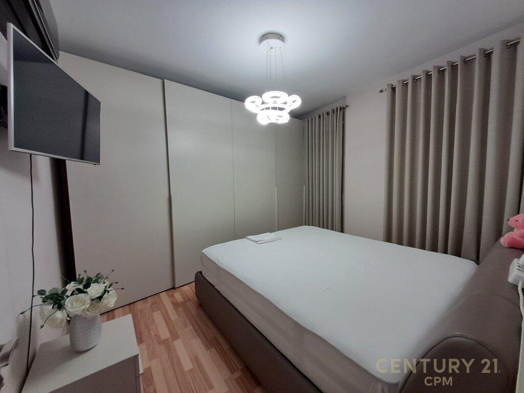 luxurious rental apartment 2+1+2 at Rosman building, Ali Demi
