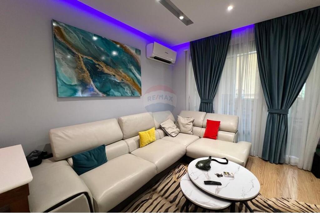 For sale Apartment 2+1+2 in Ali Dem!