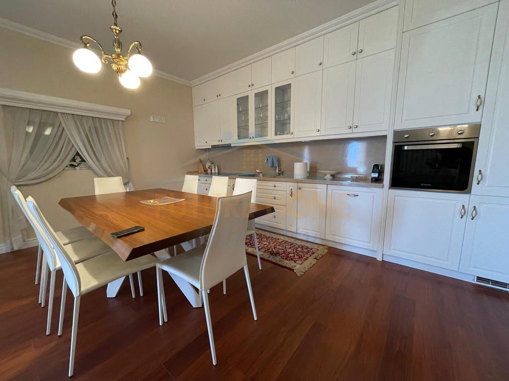 For sale Apartment 2+1+Parking Space, Liqeni i Thate