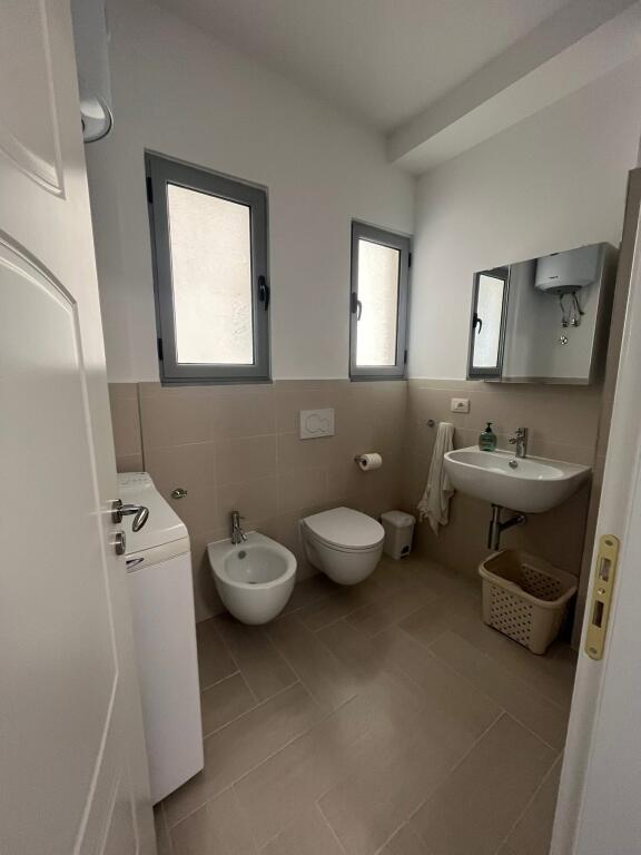 2+1 Apartment for Rent in Lungomare, Vlorë