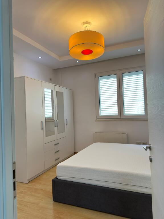 Appartamento 3+1 in affitto in via Elbasan