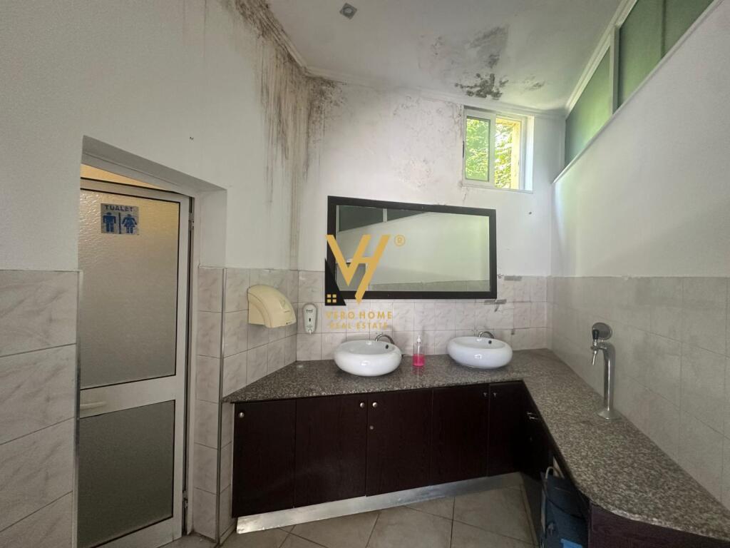 FOR SALE RESTAURANT 410 M2 IN STUDENT CITY