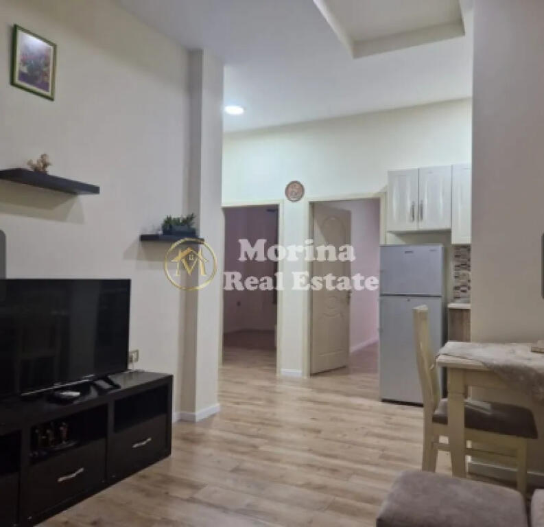 Rent! Entrance 2+1, Myslym Shyri,