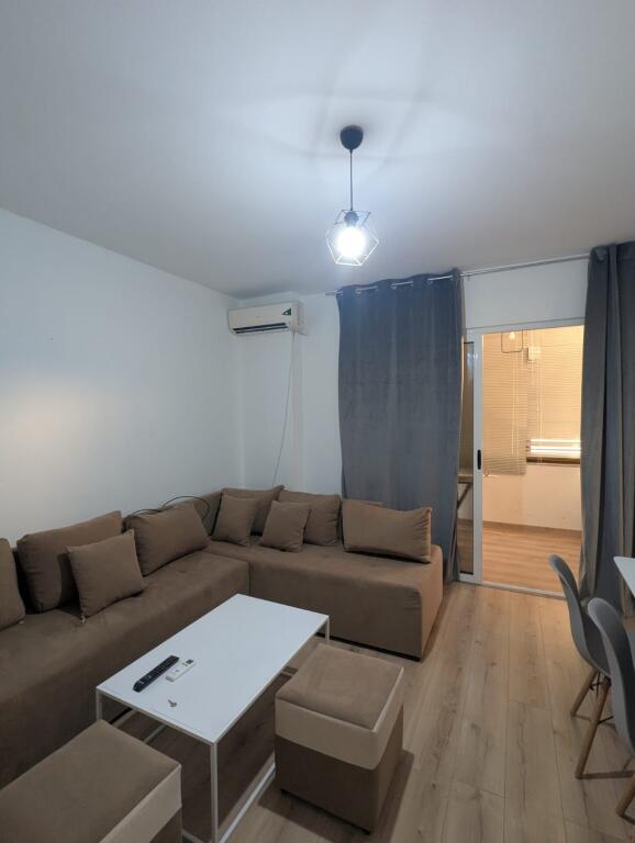 Apartament 2+1 për Qira – Don Bosko, pranë Spar Market