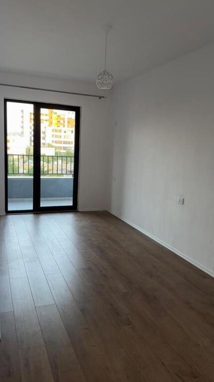 Apartament me qera 2+1 Kamez