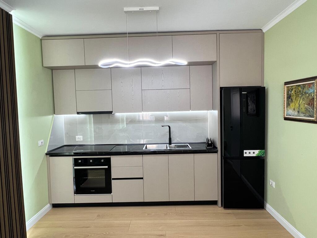 Shitet: Apartament 2+1 i investuar ne Astir
