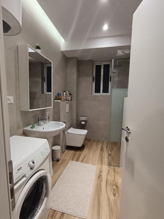 Apartment 3+1 for rent Rruga Karl Gega, Train Station near the old mill
