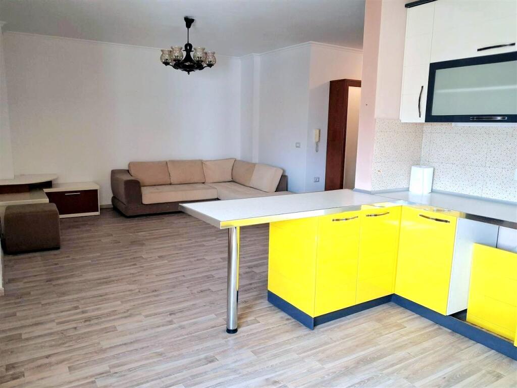 Jepet me Qira Apartament 1+1 – Piaca
