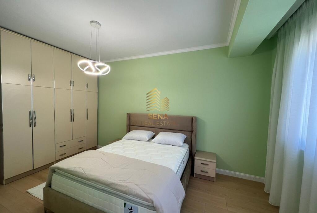 Shitet, Apartament 1+1, Astir