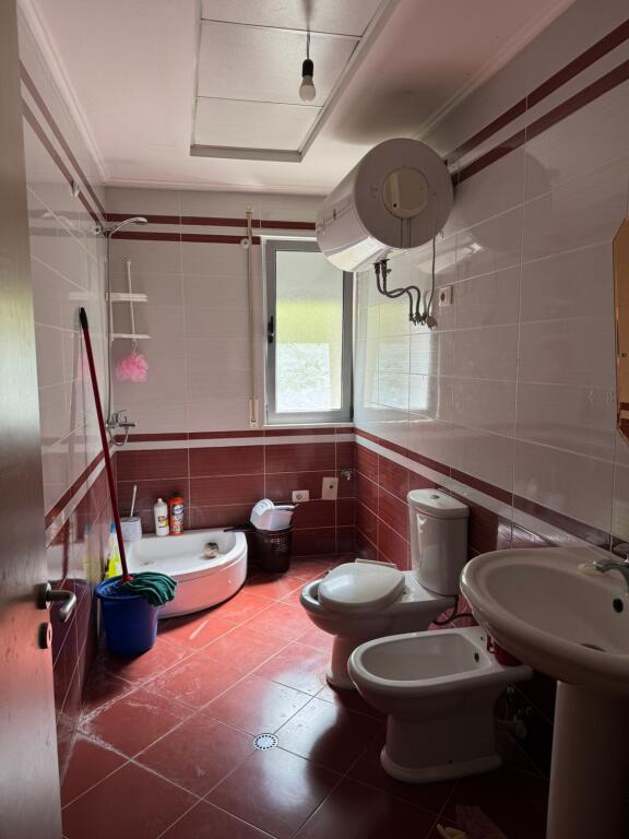 For rent Apartment 1+1 located on 5 Maj Street, near Concord Center.