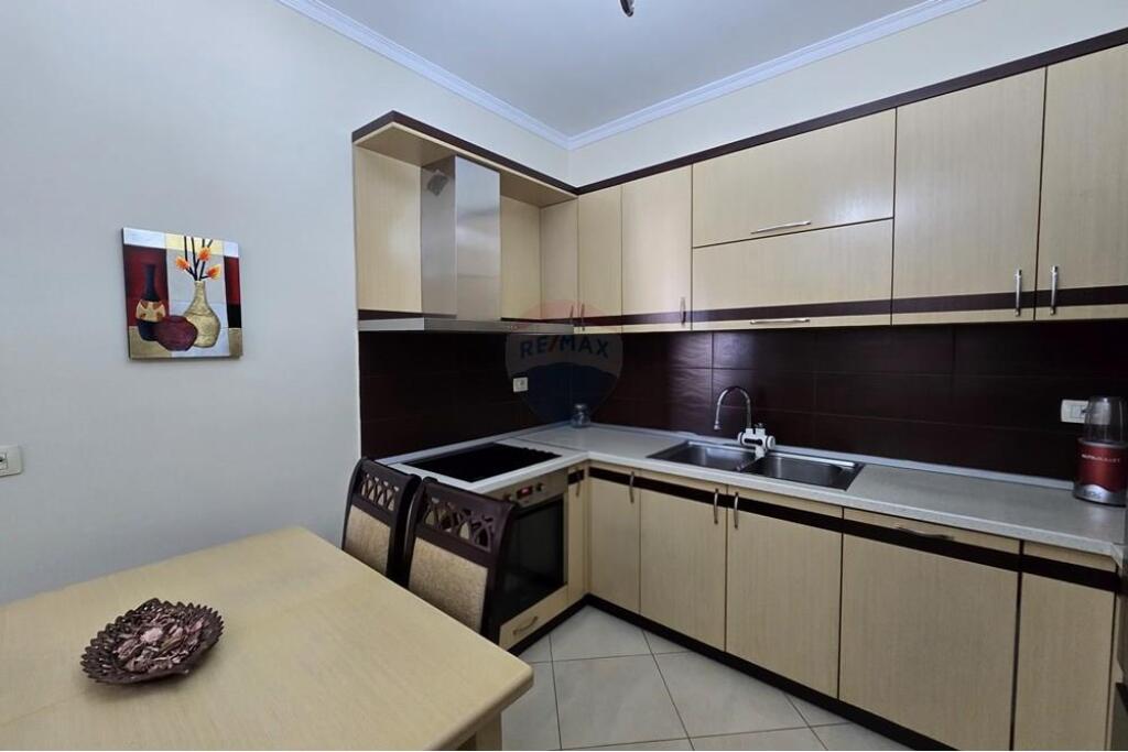 We are renting an apartment 2+1 plus parking.