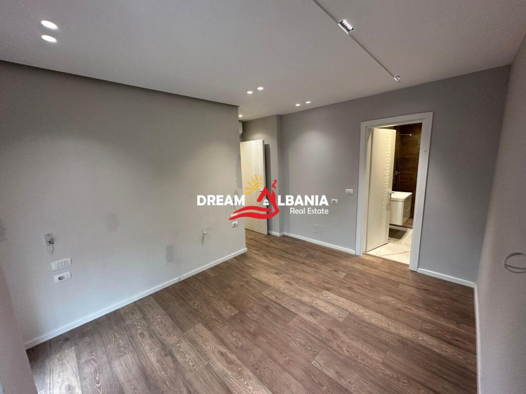 For sale super apartment 3+1+2 at 21 December near Mondial (ID 4131400)