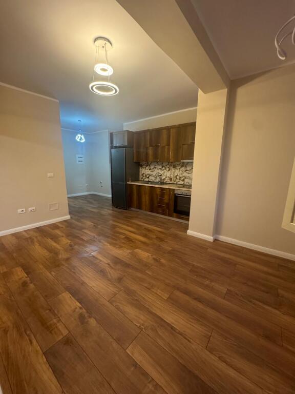 Fresh Complex Tom Doshi Selling Apartment 2+1