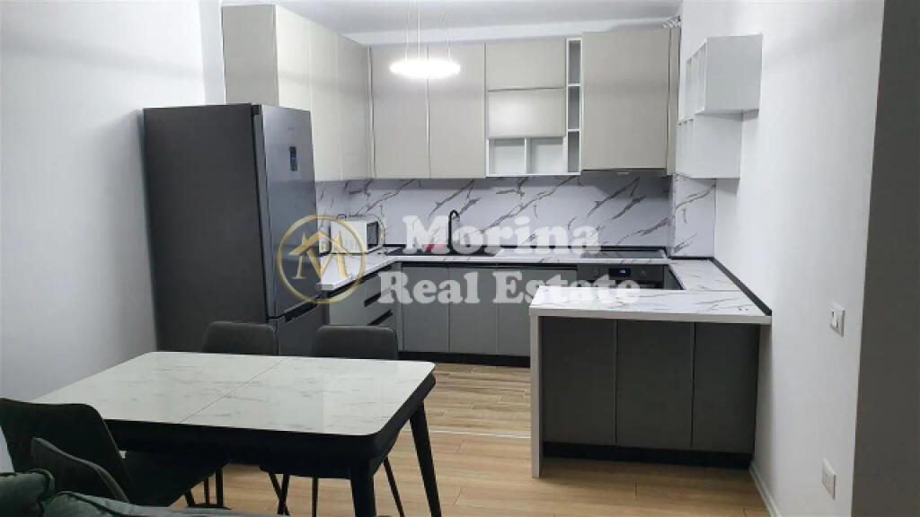 Shitet Apartament 2+1+2 Spitali Nen Tereza