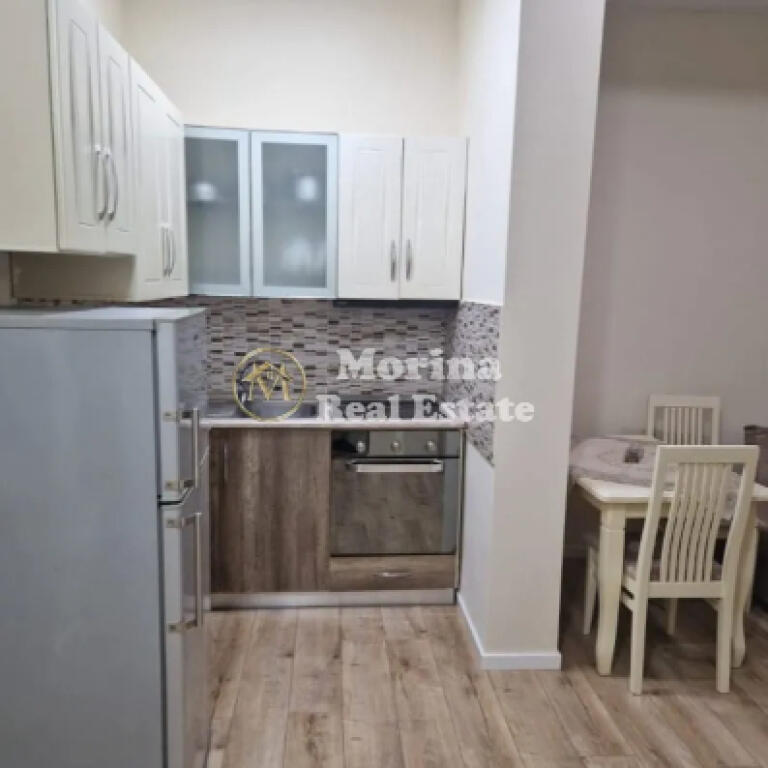 Rent! Entrance 2+1, Myslym Shyri,