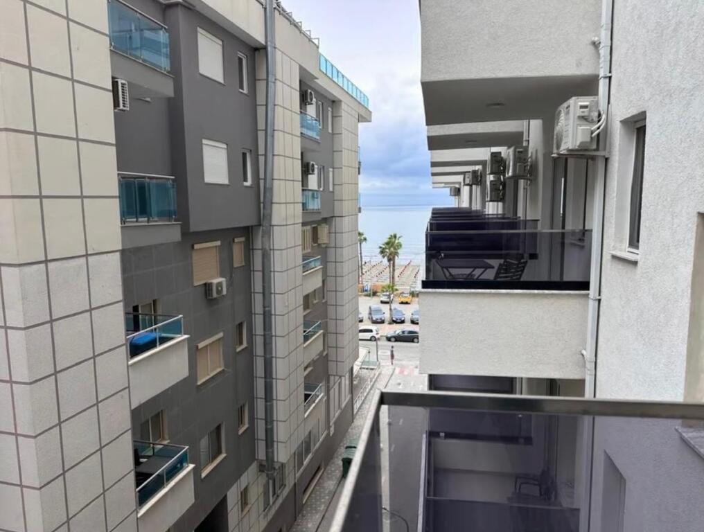 Shitet, Apartament 1+1