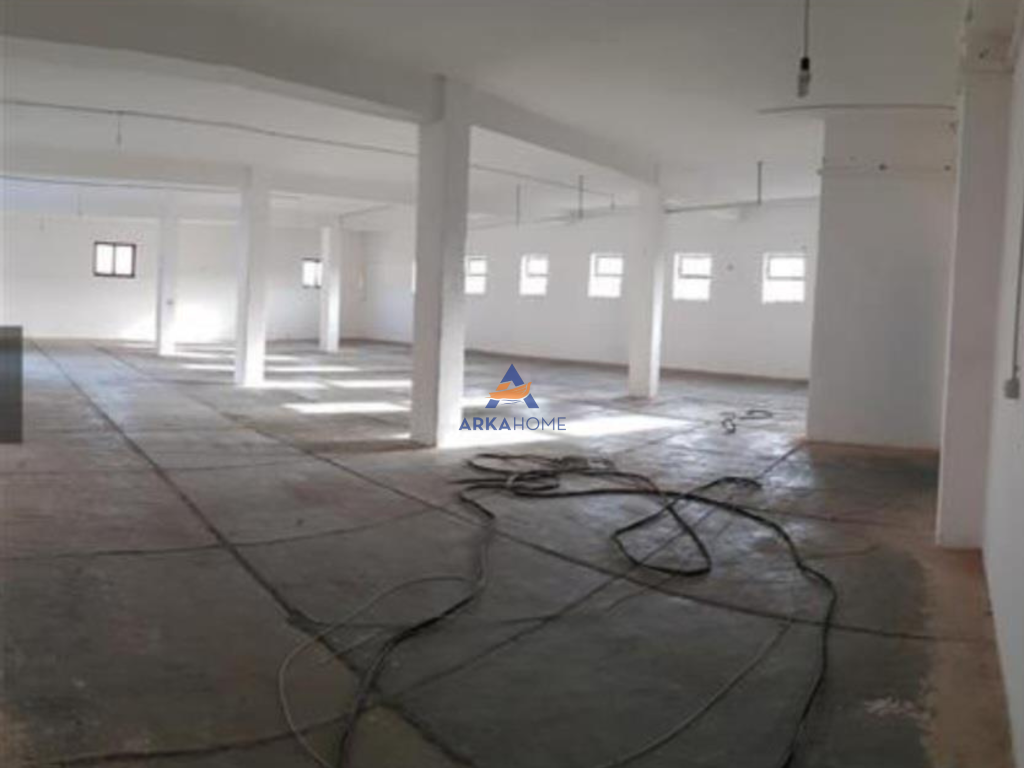 FOR RENT WAREHOUSE 600M2 + 500M YARD "IN TUFINË".