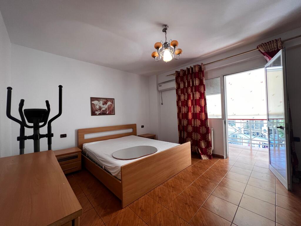 Rent, Apartment 2+1+2 “Blloku” – Tirana.