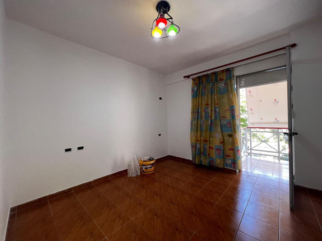 Rent, Apartment 2+1+2 “Blloku” – Tirana.