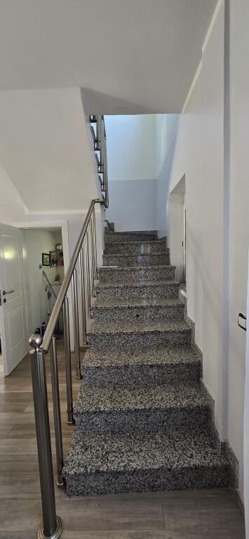 house for rent laknas