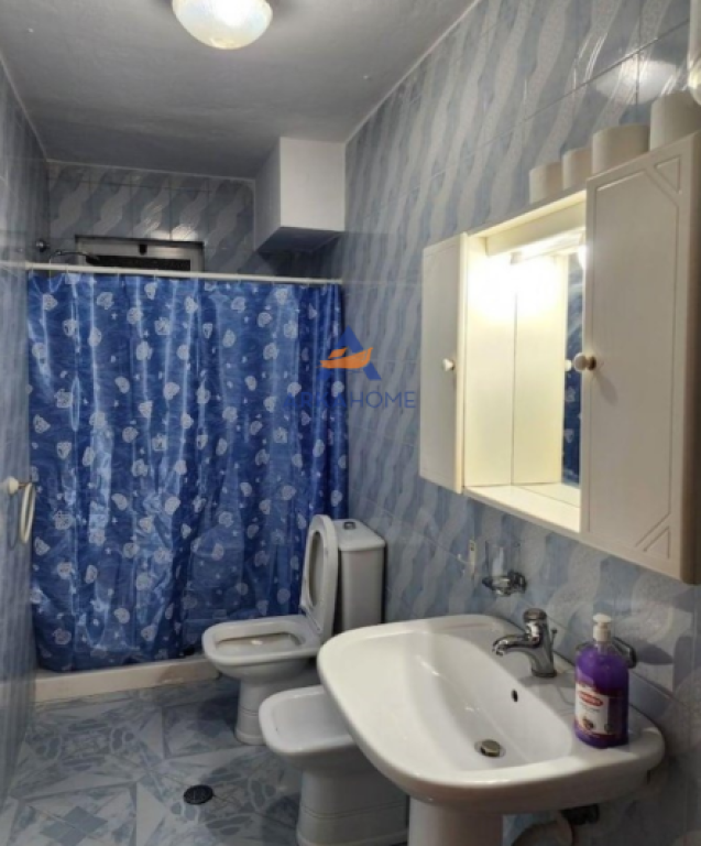 JEPET APARTAMENT ME QERA 1+1 TEK SELVIA.