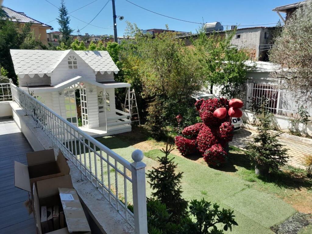 VILLA FOR RENT 500 M2 KINOSTUDIO