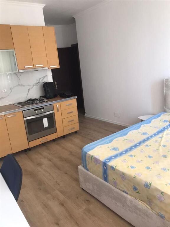 MONOLOCALE IN AFFITTO 35 M2 ASTIR