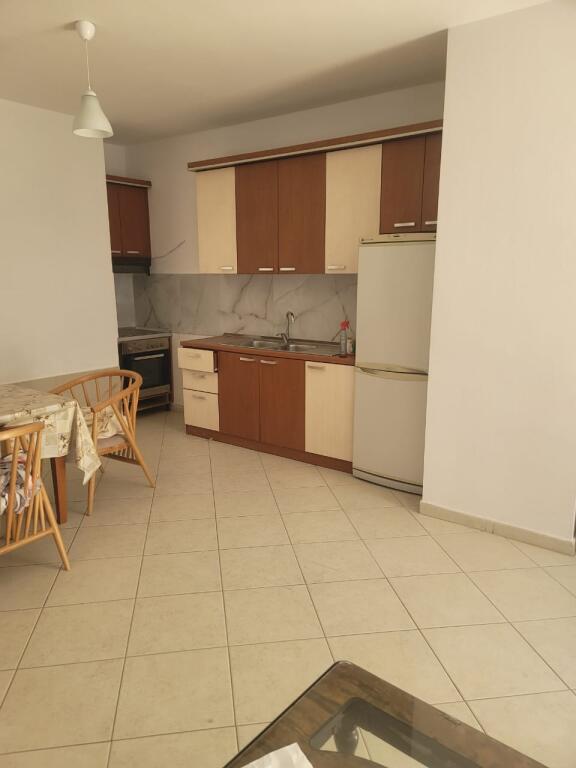 We are renting a 2+1 in Astir