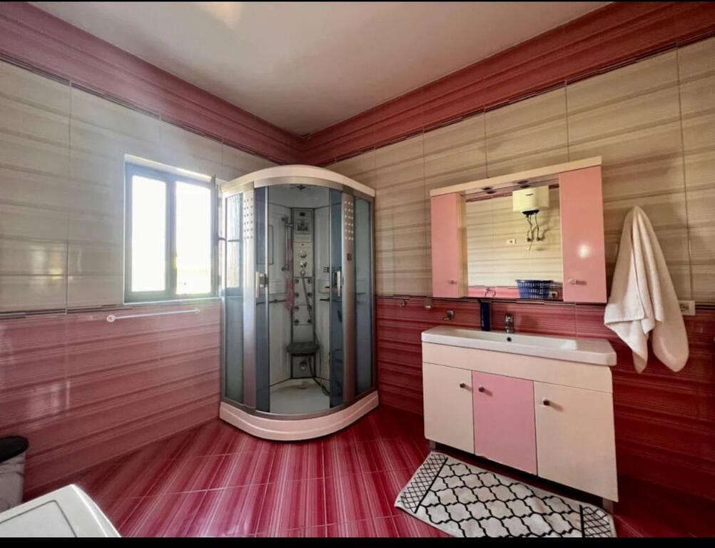 For rent, 4-story Villa, "American Hospital 2", Tirana.