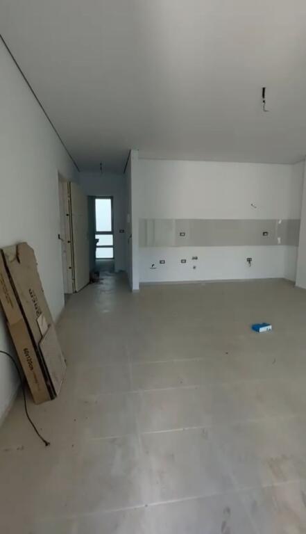 FOR SALE APARTMENT 1+1 GJIRI LALEZIT