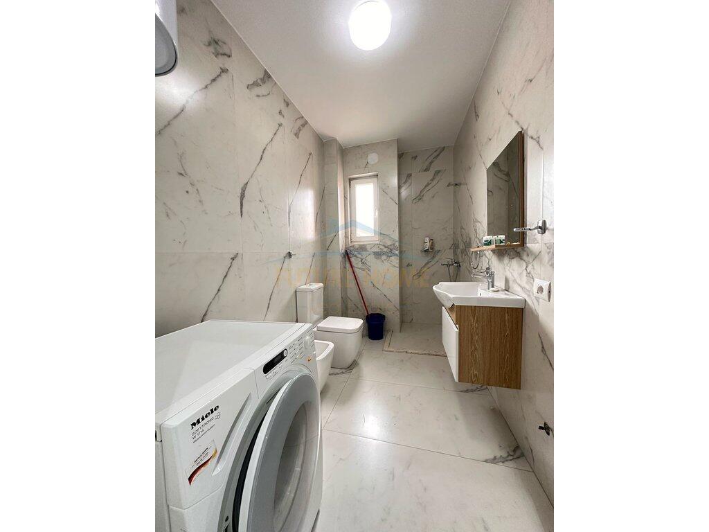 Qera, Apartament 2+1, Kompleksi Golden Park, Tiranë