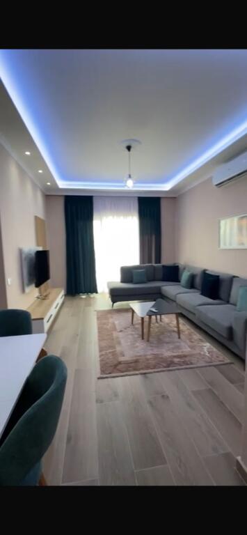 *APARTAMENT 1+1 ME POST PARKIMI QERA NE KAMEZ*