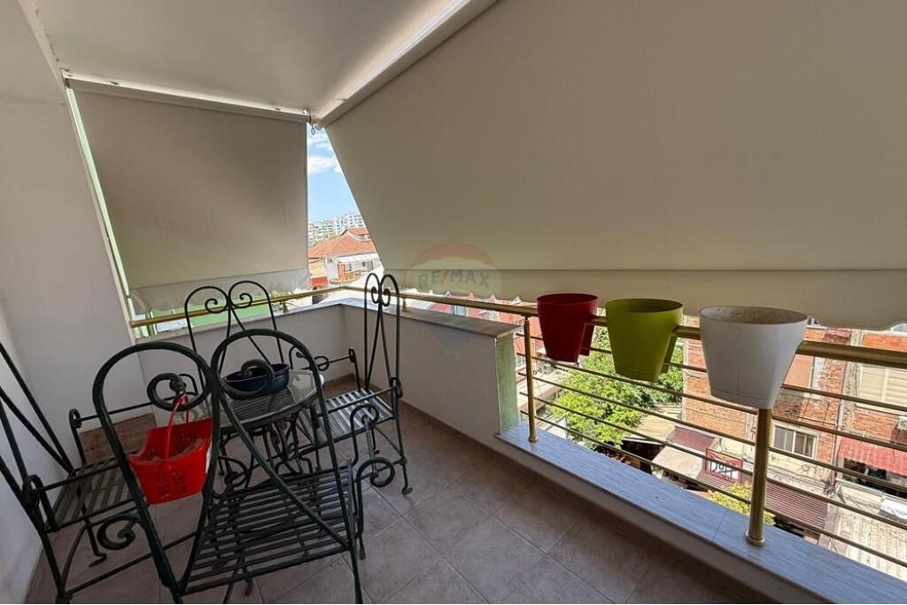 OFROHET APARTAMENT 2+1 PER QIRA NE BLLOK