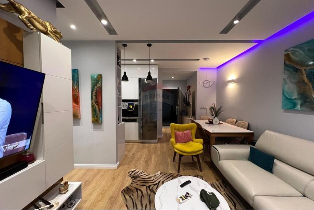 For sale Apartment 2+1+2 in Ali Dem!