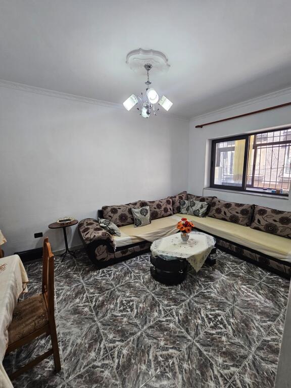 FOR RENT APARTMENT 1+1 NEAR PRANVERA SQUARE DURRES