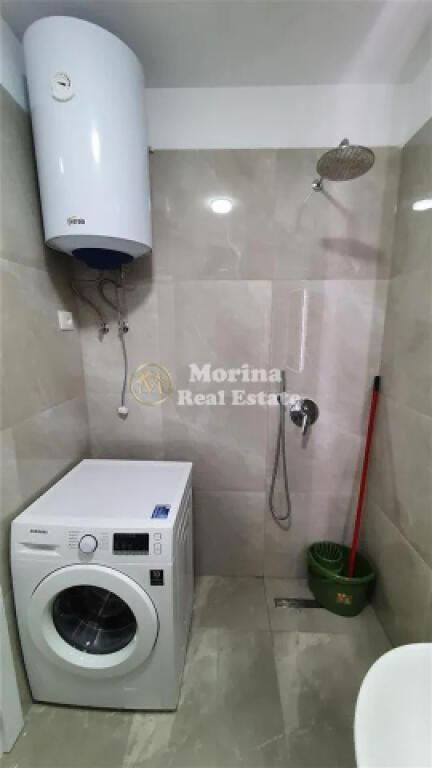 Shitet Apartament 2+1+2 Spitali Nen Tereza