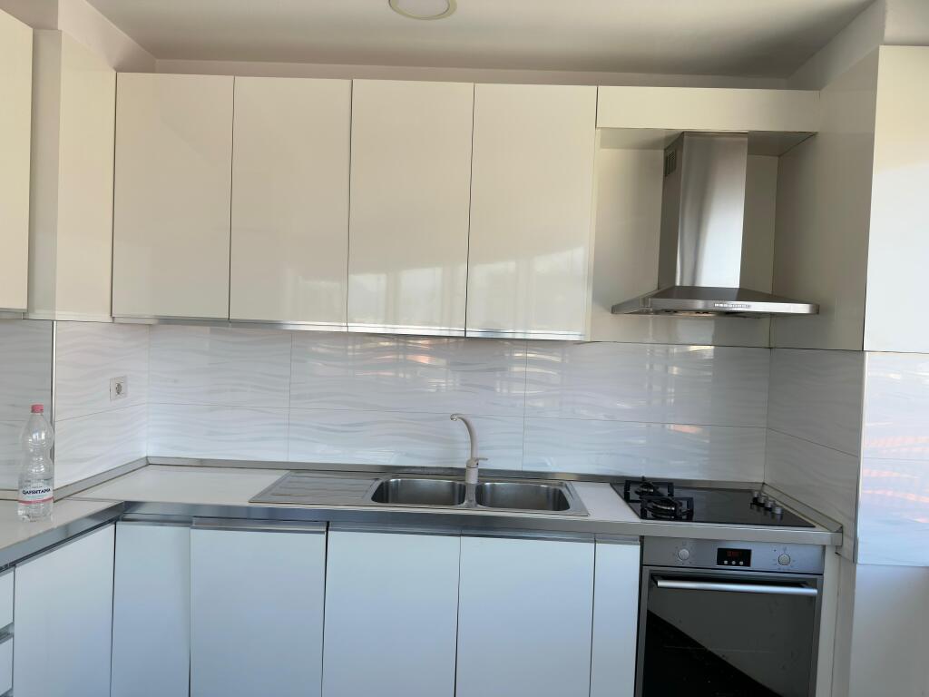 Appartamento 3+1 in affitto in via Elbasan