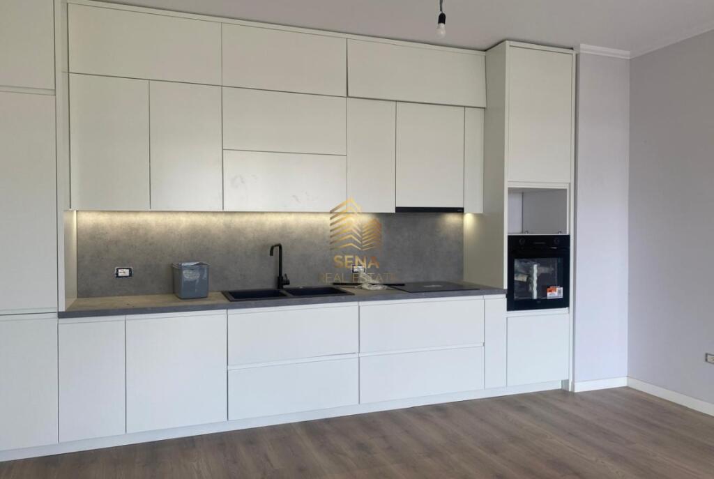 Qira, Apartament 2+1+Blk, Bulevardi i Ri