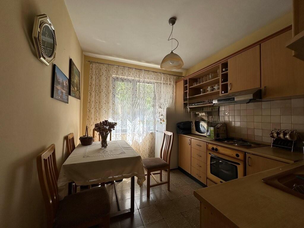 FERIT XHAJKO, JAPIM ME QIRA APARTAMENT 1+1!