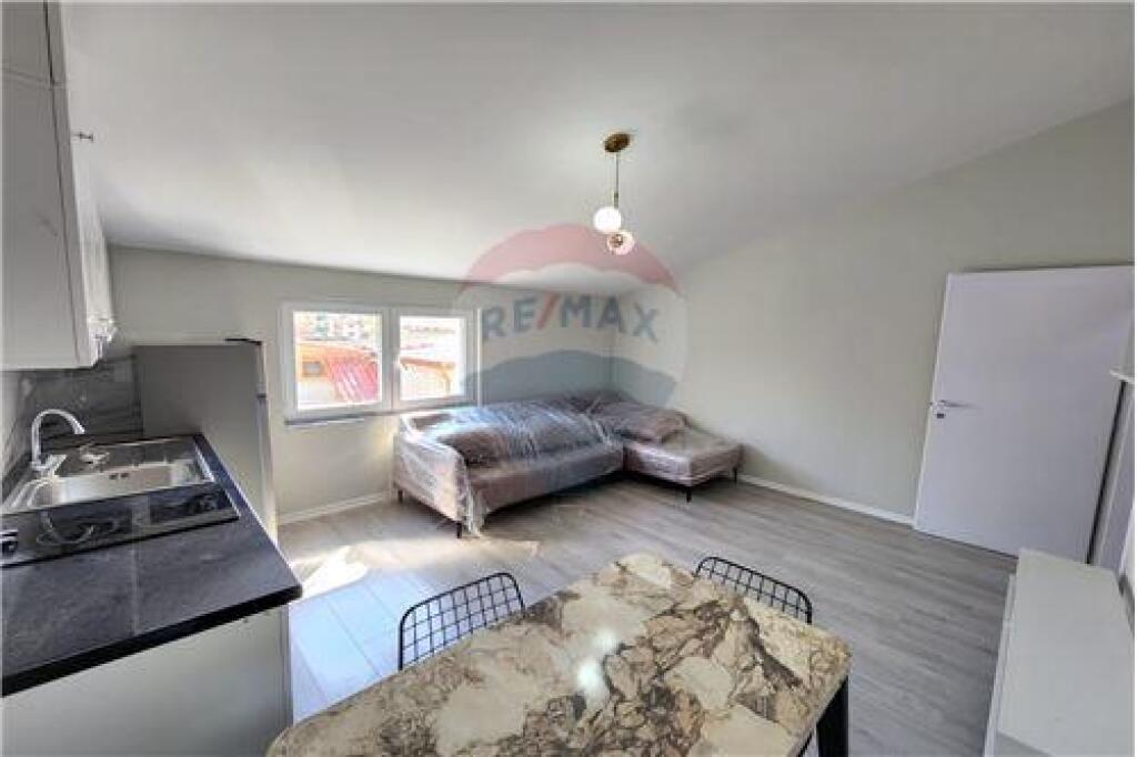 Jepet me qira apartament 1+1 tek Qyteti Studenti.
