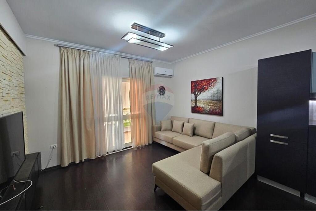 2+1 apartment for rent near the Zoo Garden!