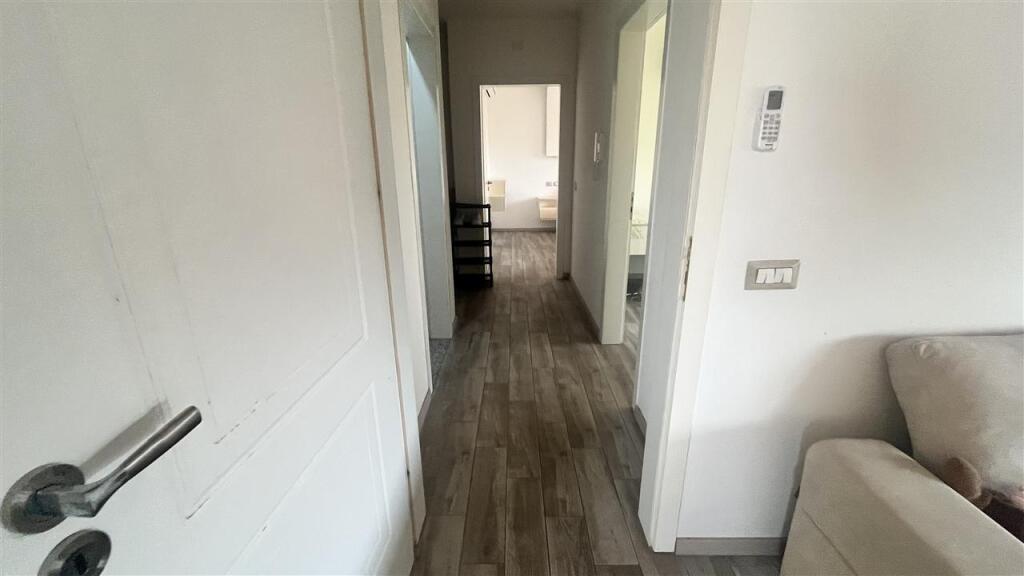 Apartament 2+1+2 me qera ne Astir