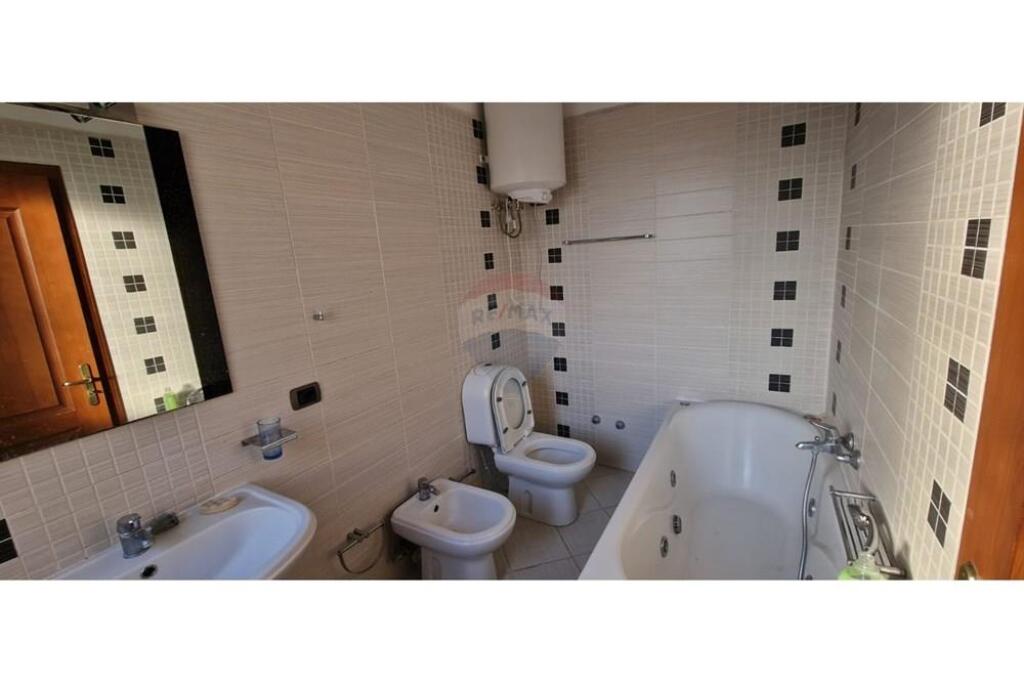 2+1 apartment for rent at 5 Maji
