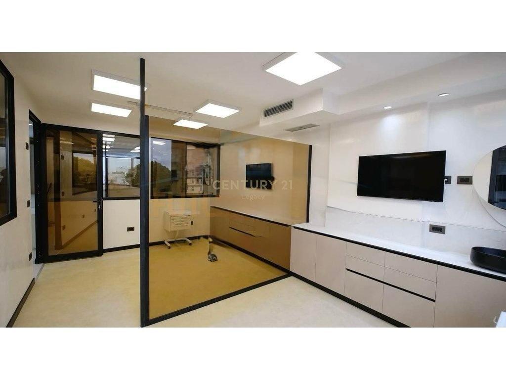 We offer a Dental Clinic for sale at the ASL complex, OxhakU.