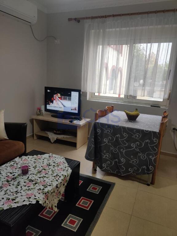 Apartament 2+1 për qira në Rrugën e Durrësit.