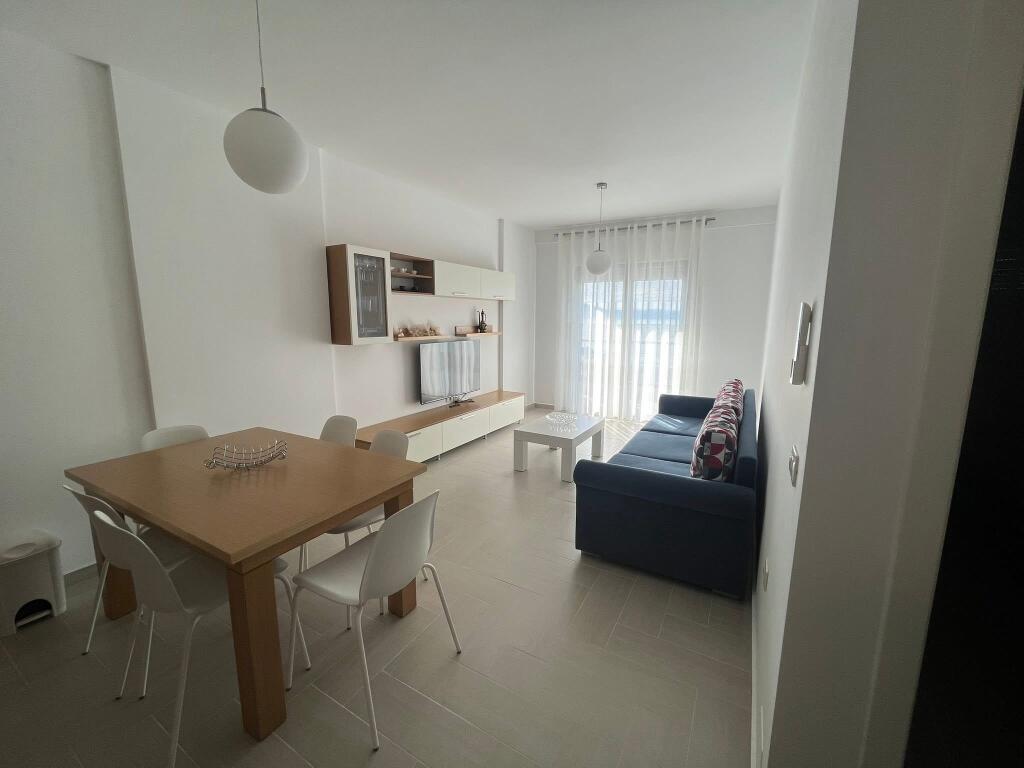 2+1 Apartment for Rent in Lungomare, Vlorë