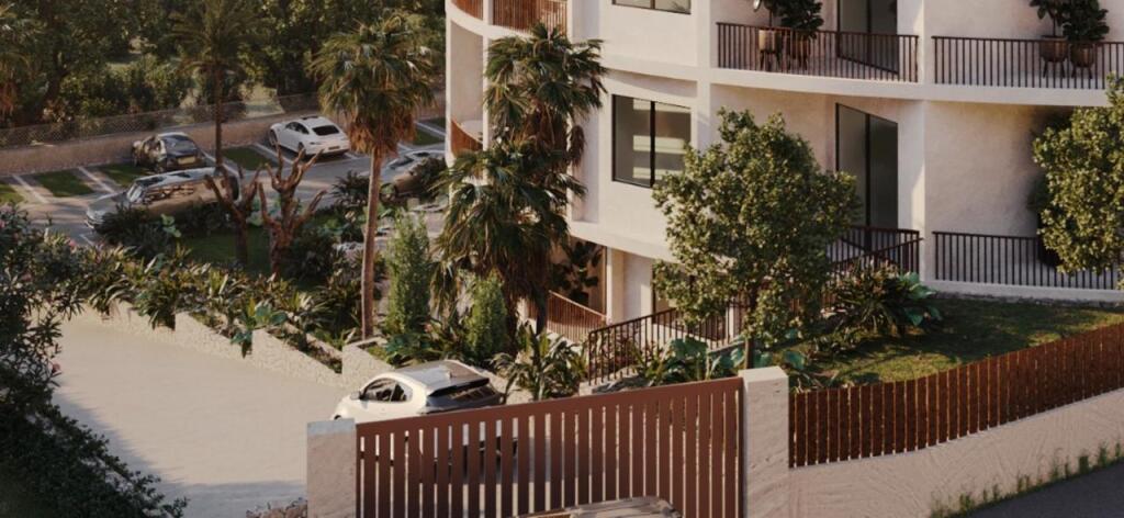 For Sale - Modern Apartment with Sea View in Lungomare, Vlorë